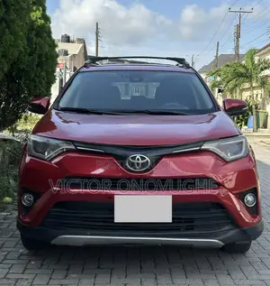 Toyota RAV4 Limited AWD (2.5L 4cyl 6A) 2017 Red