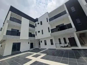 Furnished 2bdrm Apartment in Lekki Scheme 2 for sale