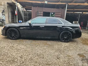 Chrysler 300 2013 Black