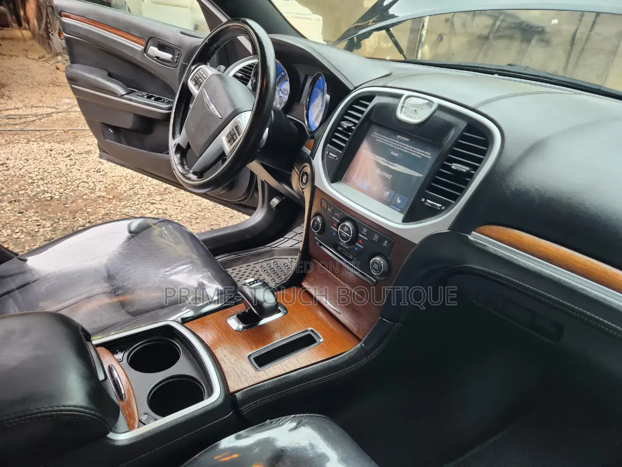 Chrysler 300 2013 Black