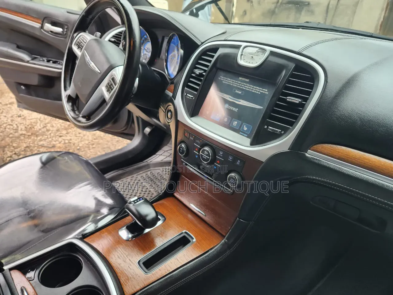 Chrysler 300 2013 Black