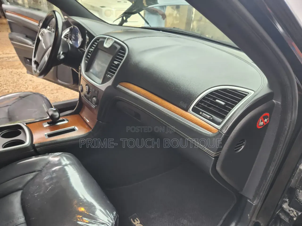 Chrysler 300 2013 Black
