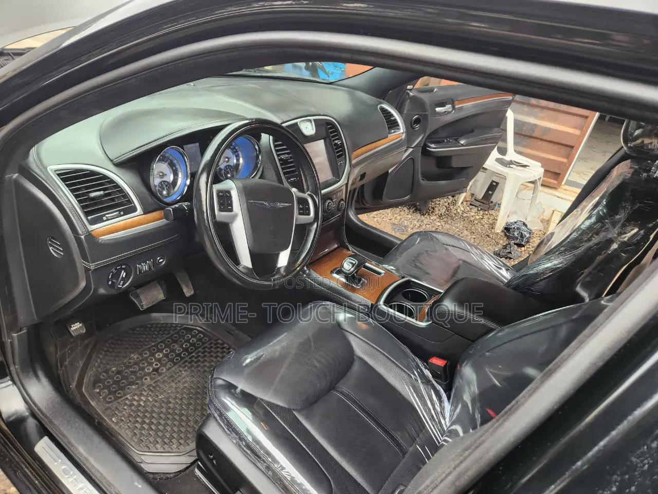Chrysler 300 2013 Black