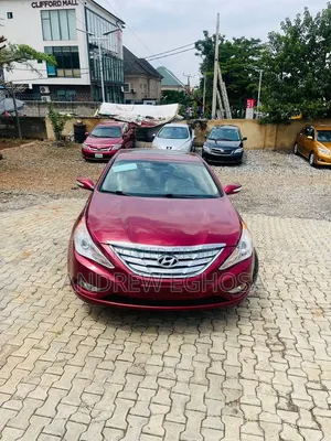Hyundai Sonata 2011 Red