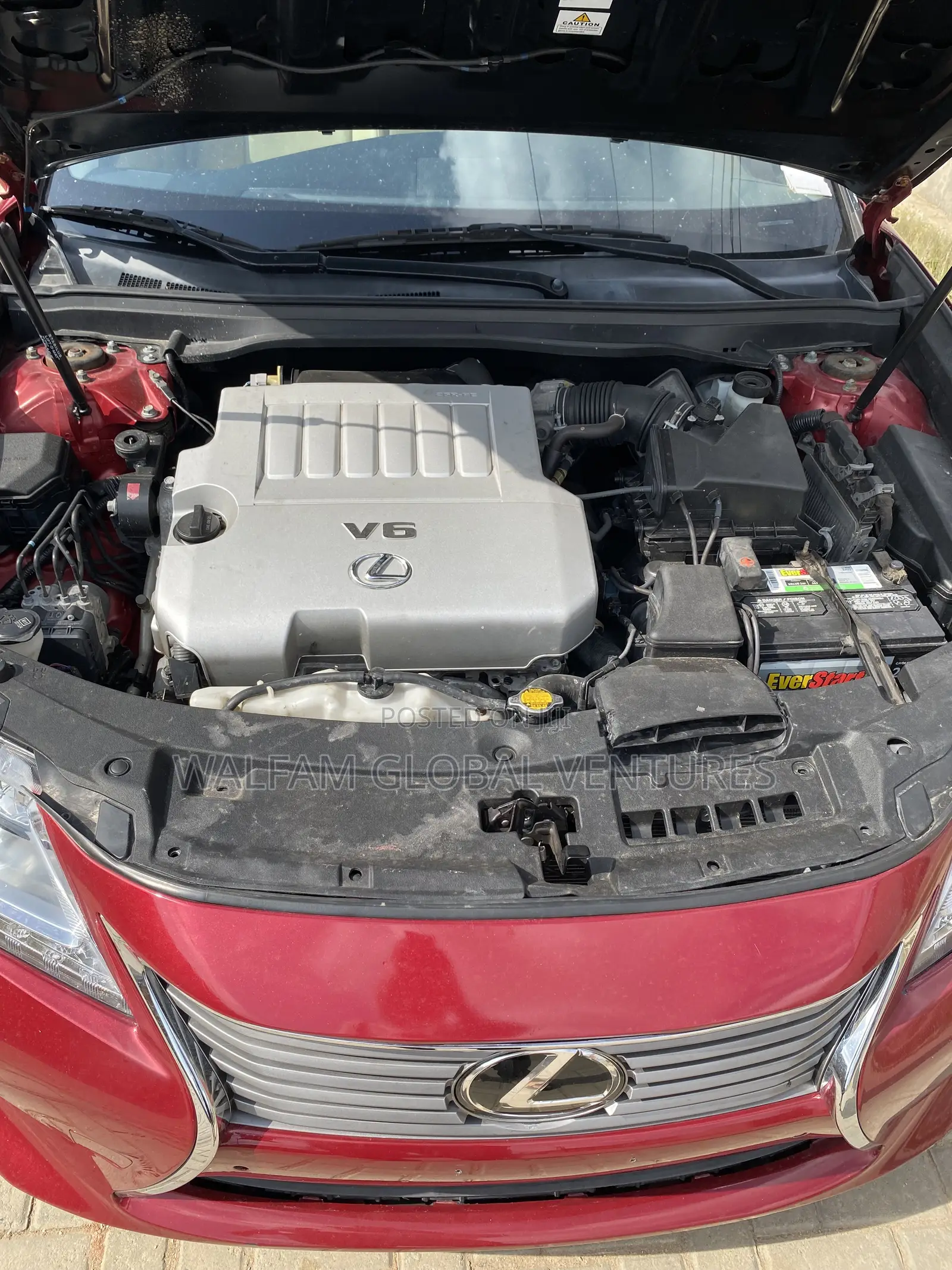 Lexus ES 2015 Red