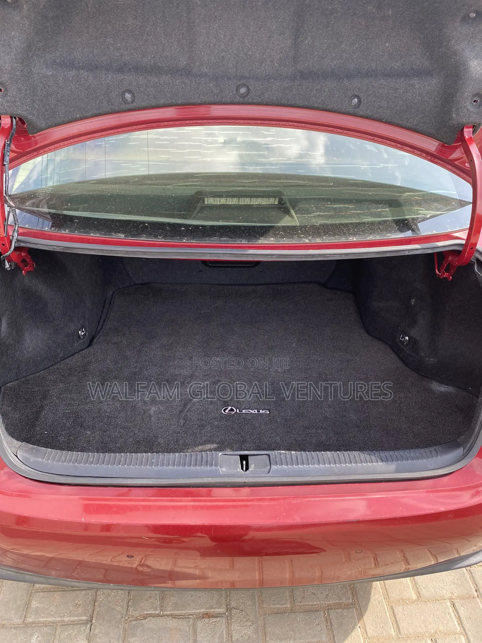 Lexus ES 2015 Red
