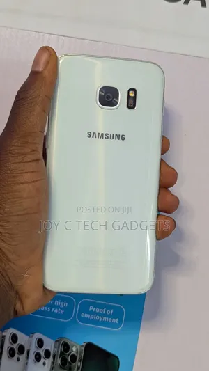 Samsung Galaxy S7 32 GB White
