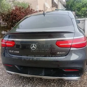 Mercedes-Benz GLE-Class 2016 Black