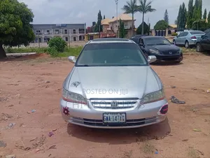 Honda Accord 2001 Silver
