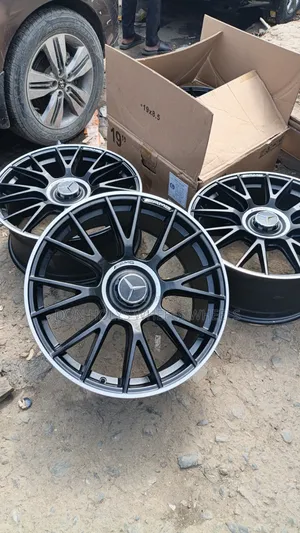 Mercedes Benz 19 Inches Alloy Rims