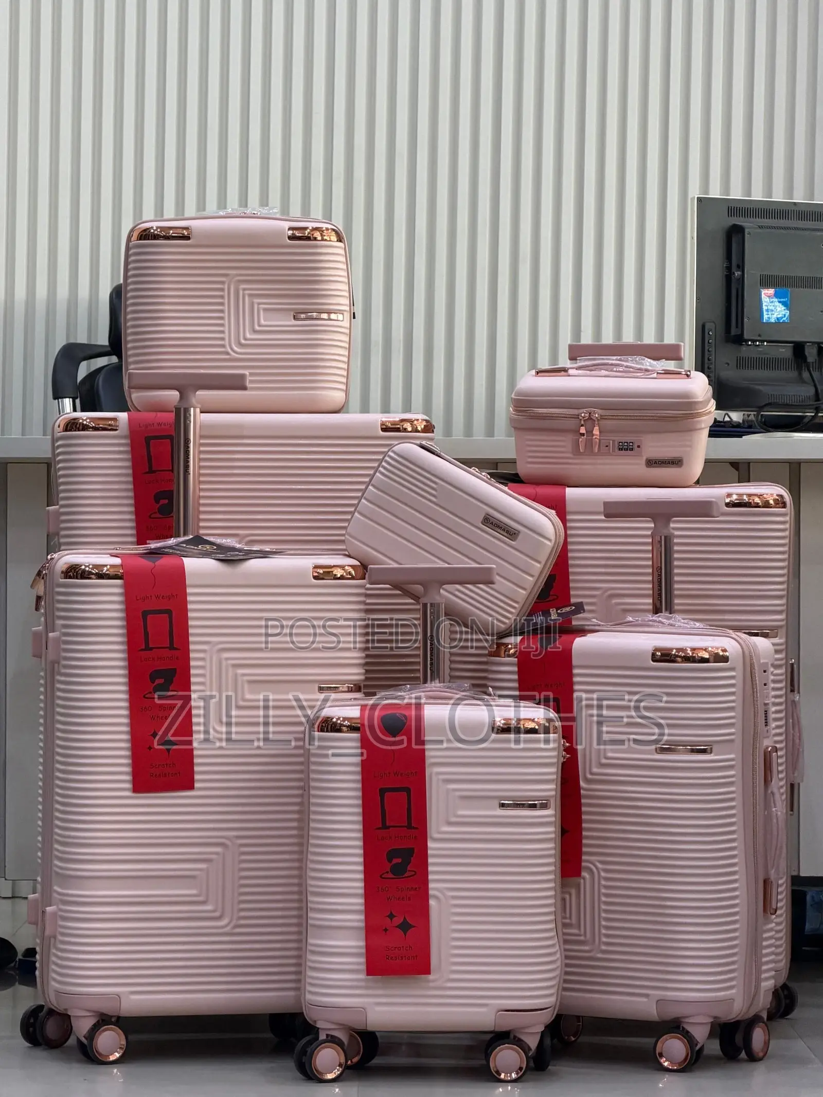 Set of 8 Boxes