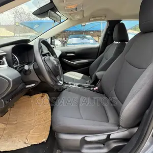 Toyota Corolla LE 2021 Gray