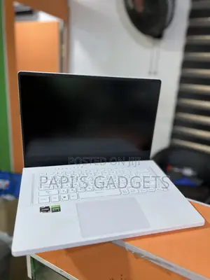 Laptop Asus ROG Zephyrus G15 32GB AMD Ryzen 9 SSD 1T