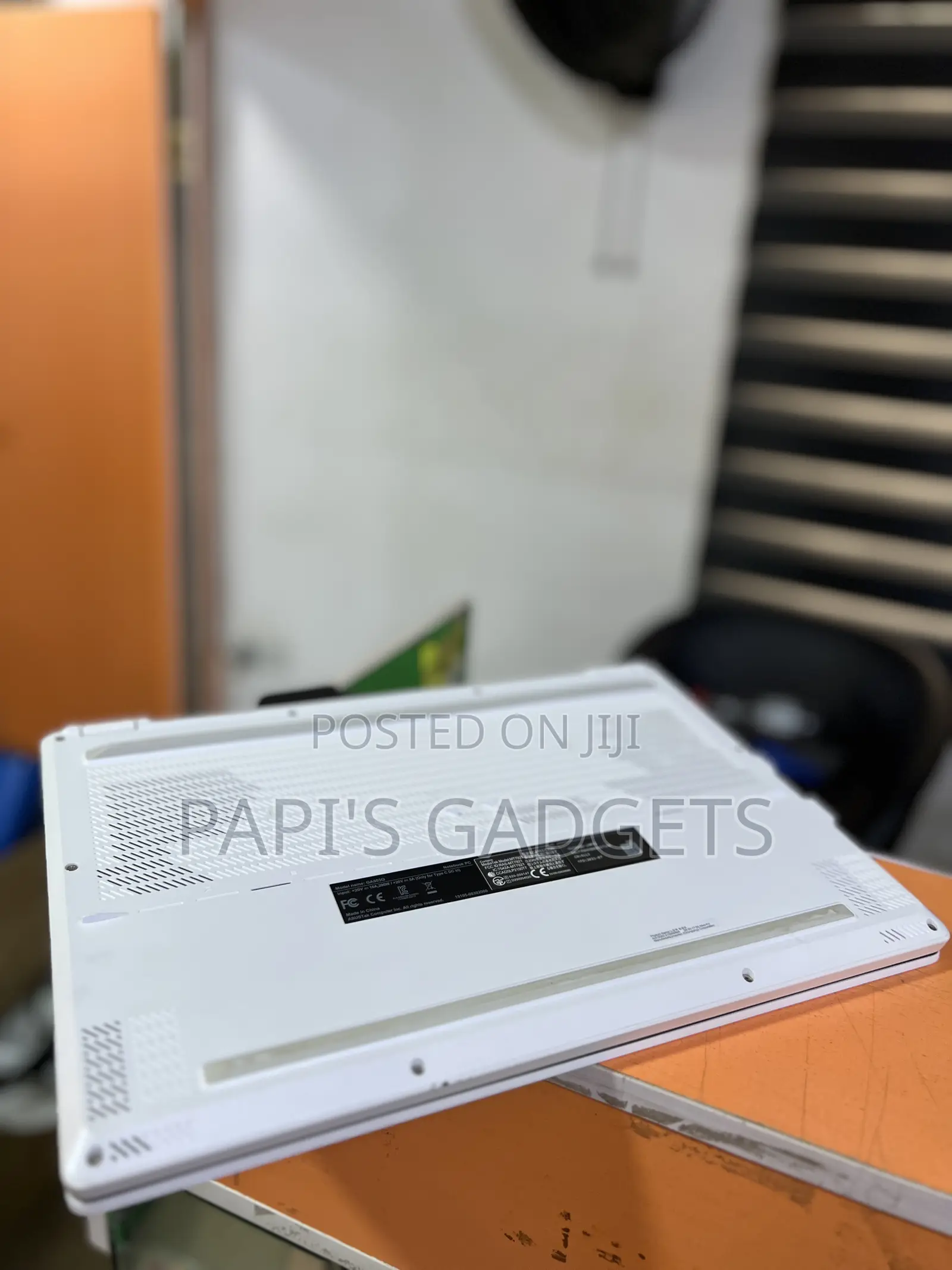 Laptop Asus ROG Zephyrus G15 32GB AMD Ryzen 9 SSD 1T