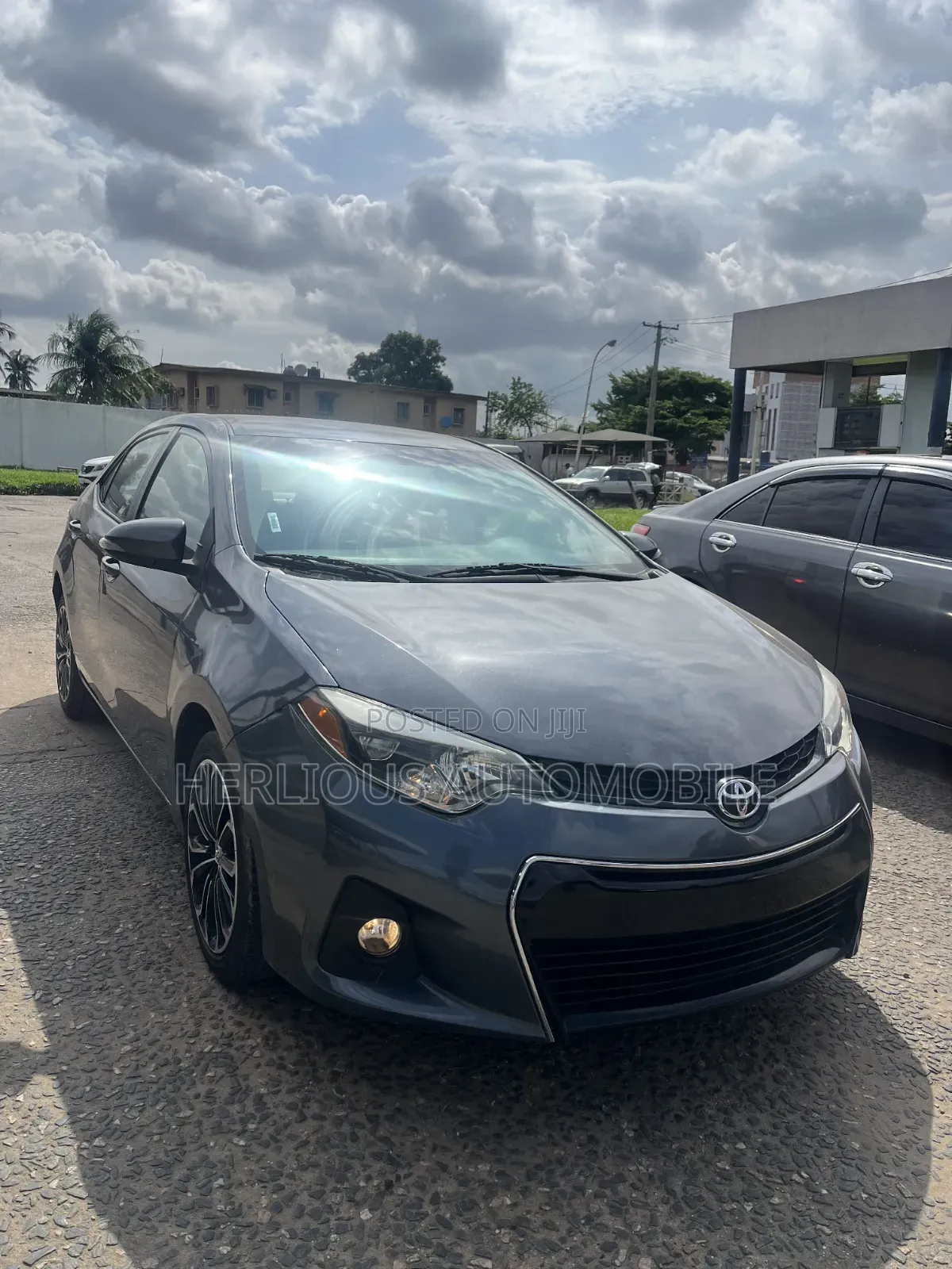 Toyota Corolla S 4dr Sedan (1.8L 4cyl CVT) 2015 Gray