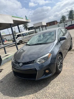 Toyota Corolla S 4dr Sedan (1.8L 4cyl CVT) 2015 Gray