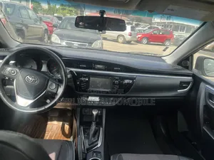 Toyota Corolla S 4dr Sedan (1.8L 4cyl CVT) 2015 Gray
