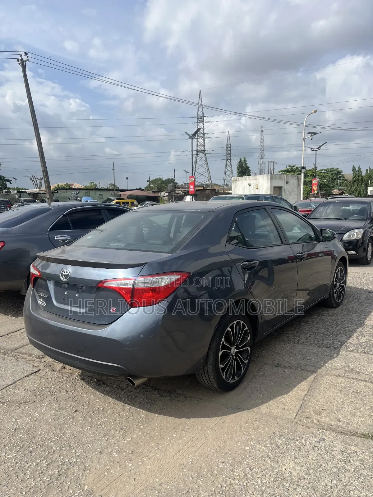 Toyota Corolla S 4dr Sedan (1.8L 4cyl CVT) 2015 Gray