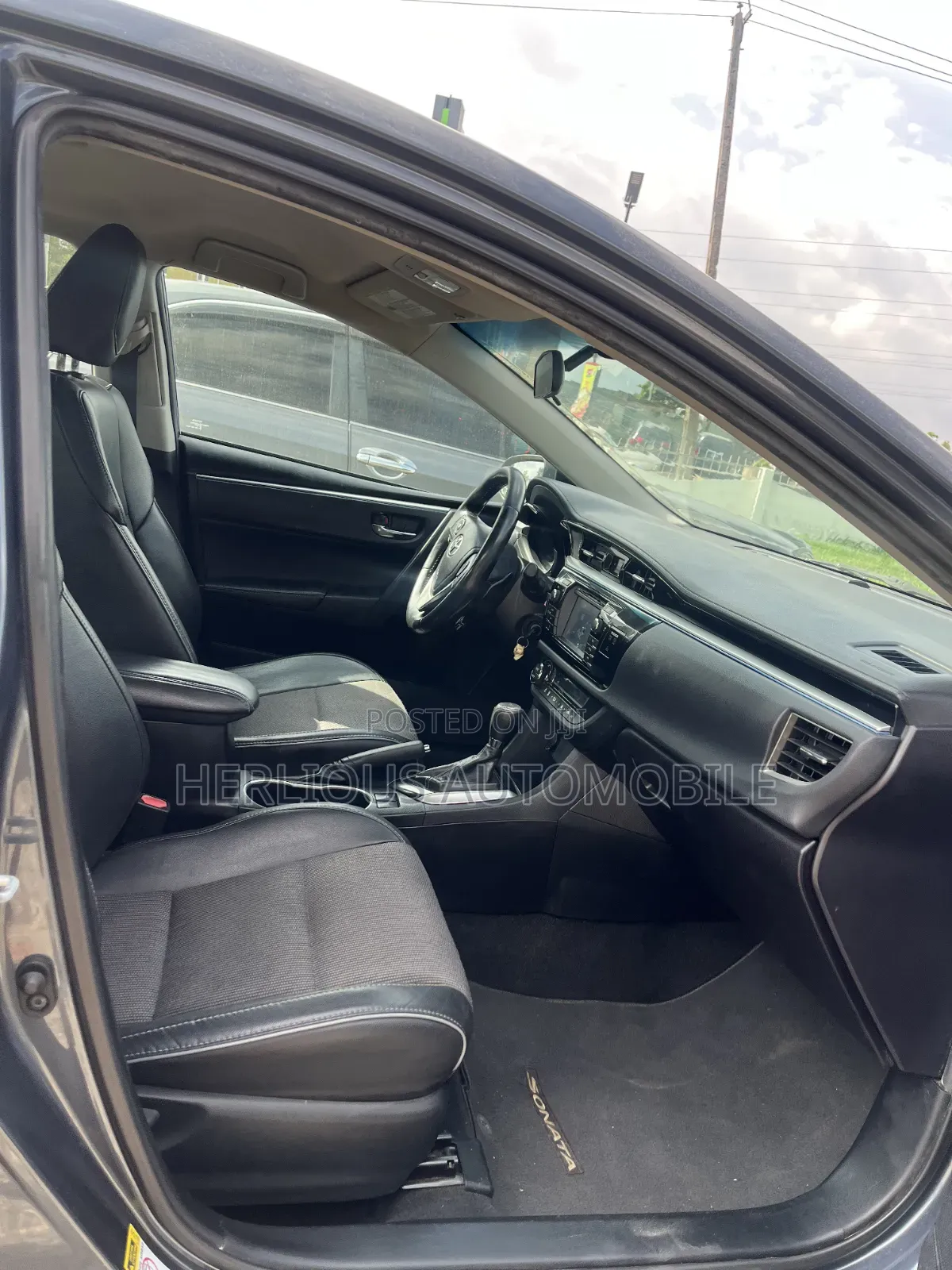 Toyota Corolla S 4dr Sedan (1.8L 4cyl CVT) 2015 Gray