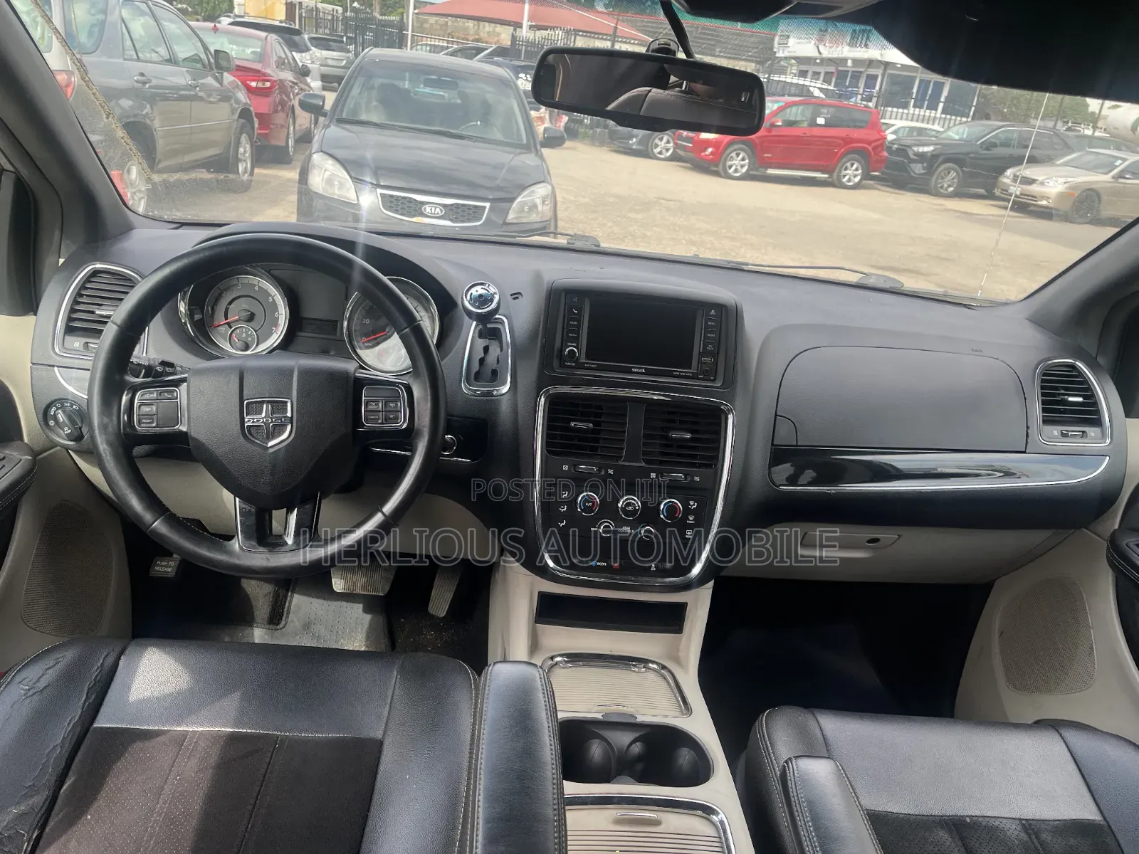 Dodge Caravan 2017 Gray