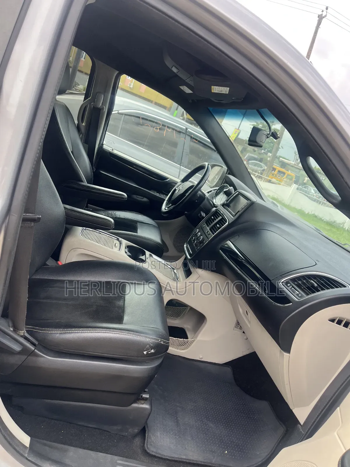 Dodge Caravan 2017 Gray