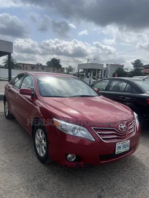 Toyota Camry 2010 Red