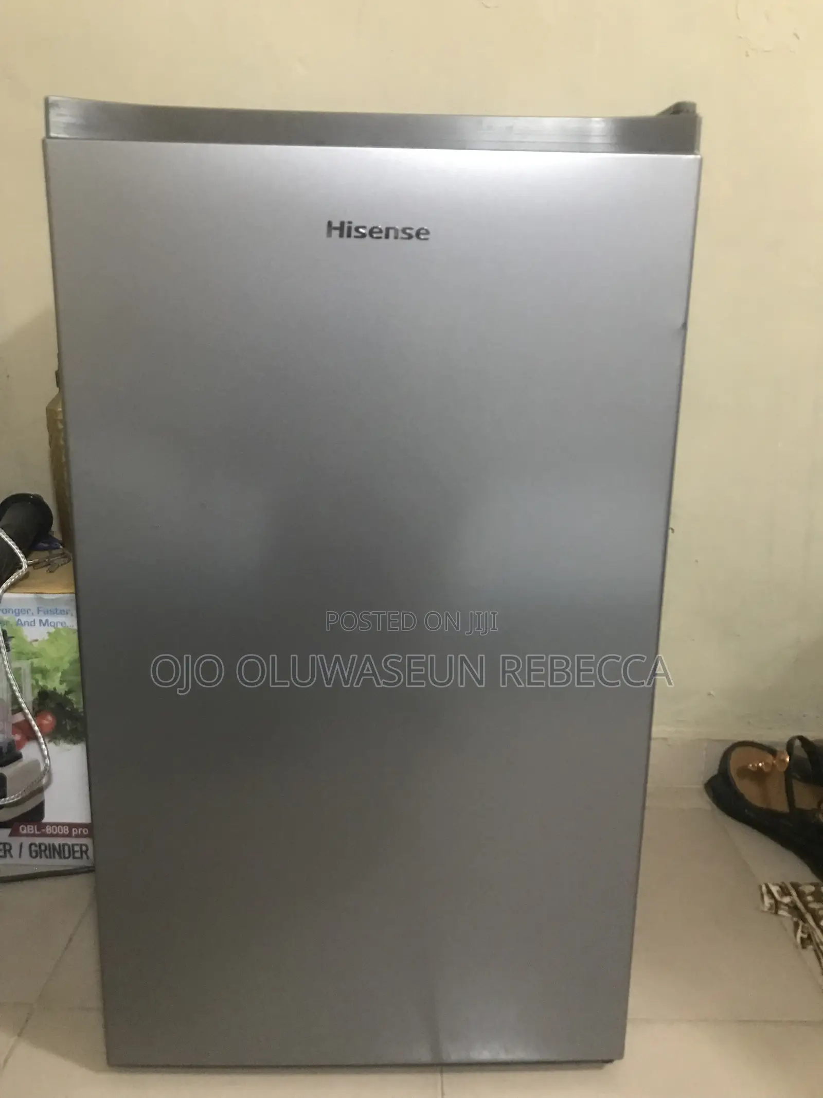 Silver Hisense 90l Fridge