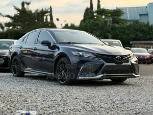 Toyota Camry 2022
