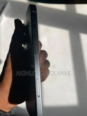 Apple iPhone 16 128 GB Black