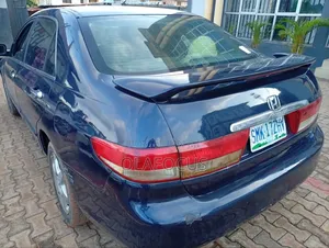 Honda Accord 2005 Blue
