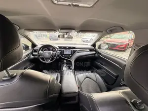 Toyota Camry SE (2.5L 4cyl 8A) 2019 Black