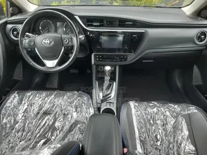 Toyota Corolla 2017 Blue