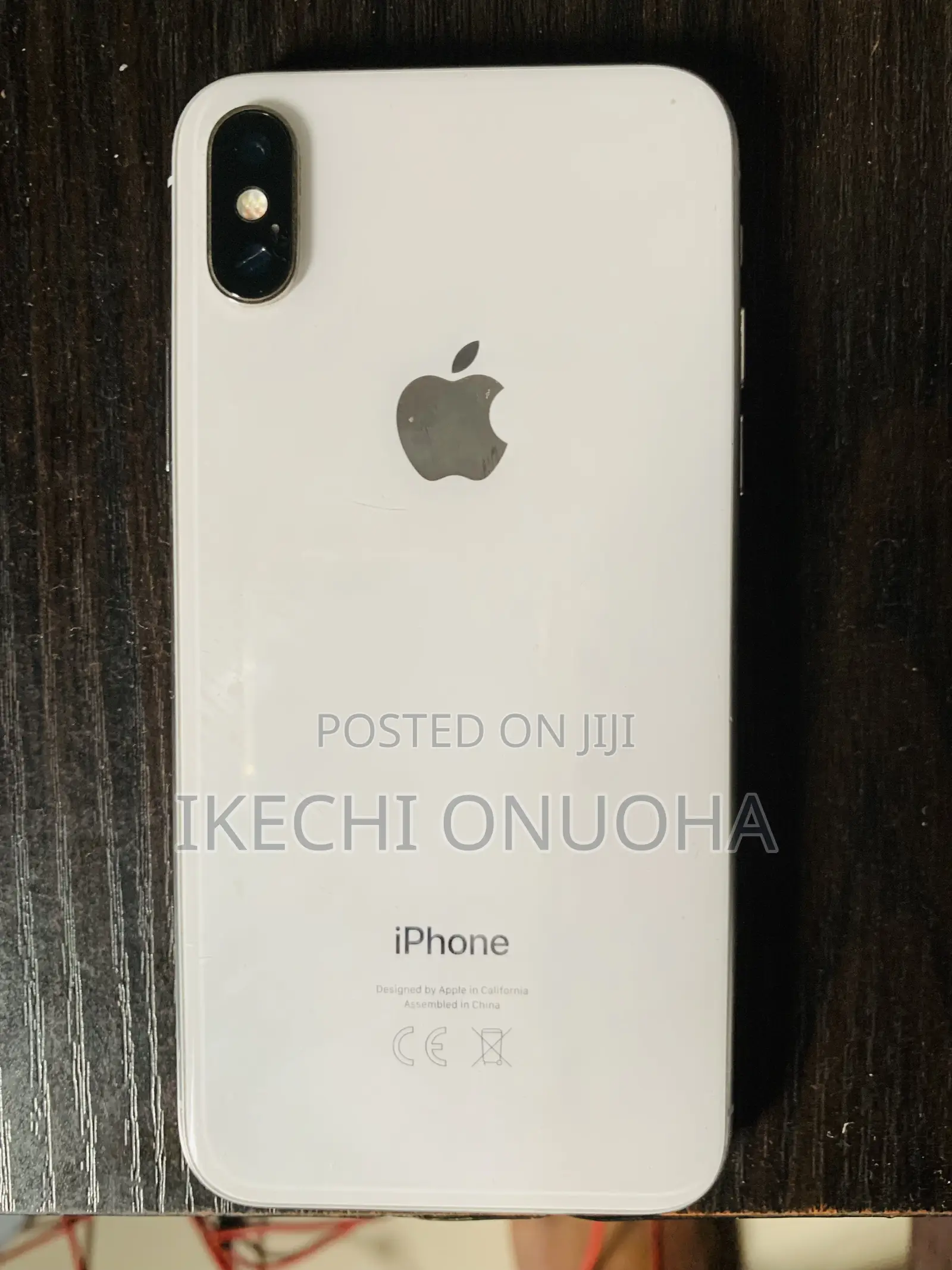Apple iPhone X 64 GB White