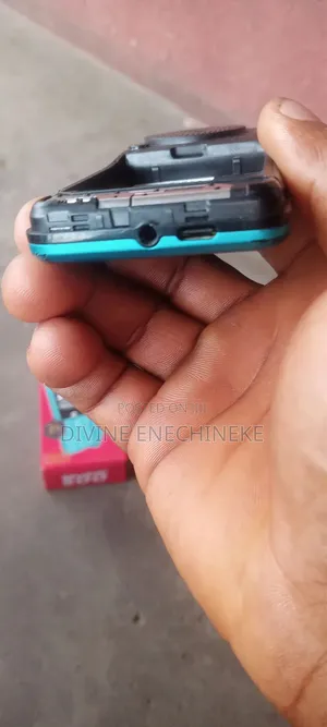 Itel Music500