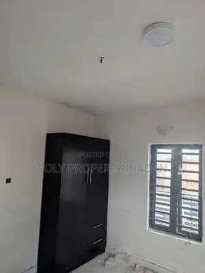 2bdrm Apartment in Omolayo Estate, Akobo for rent