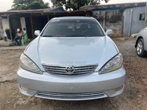 Toyota Camry 2006 Silver