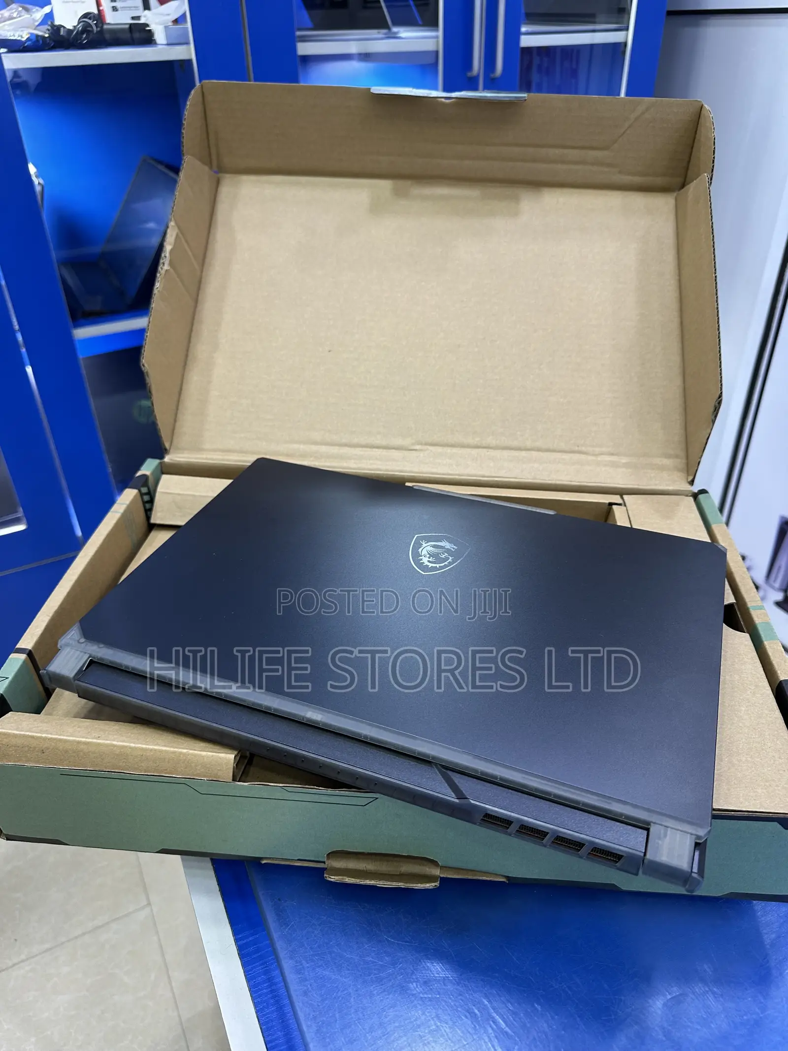 Laptop MSI Cyborg 15 16GB Intel Core i7 SSD 512GB
