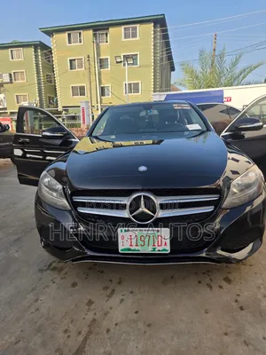 Mercedes-Benz C300 2015 Black