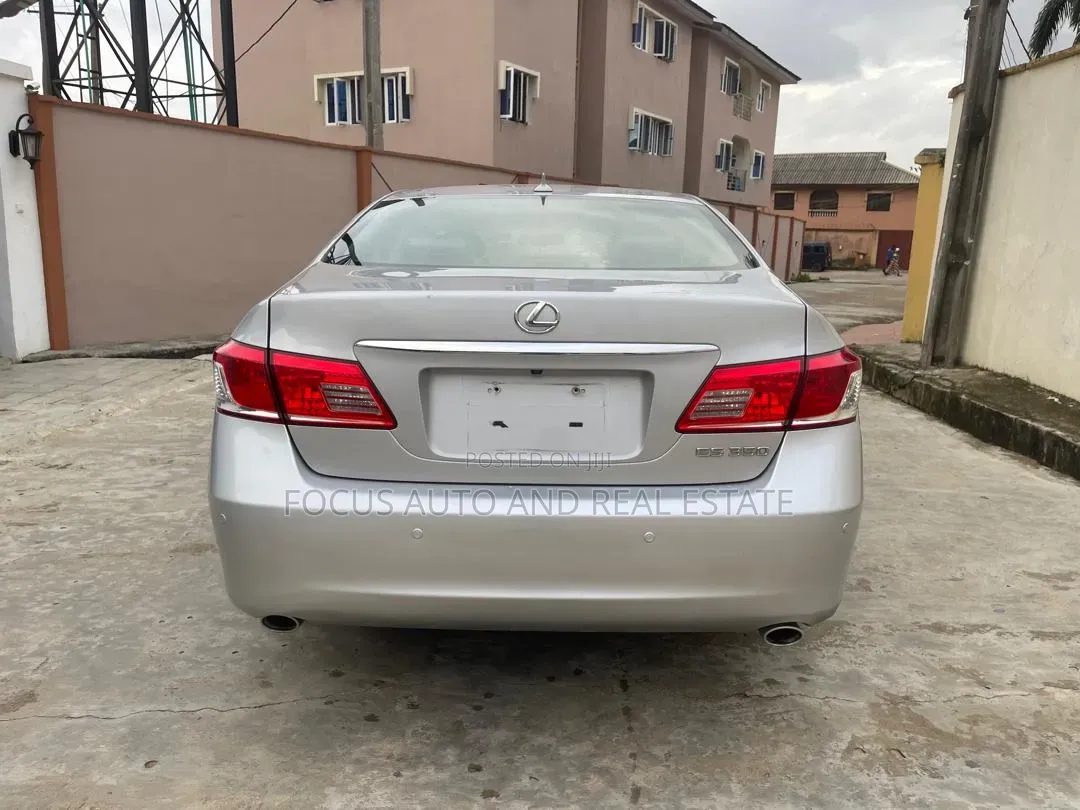 Lexus ES 350 2011 Silver