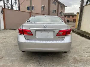 Lexus ES 350 2011 Silver