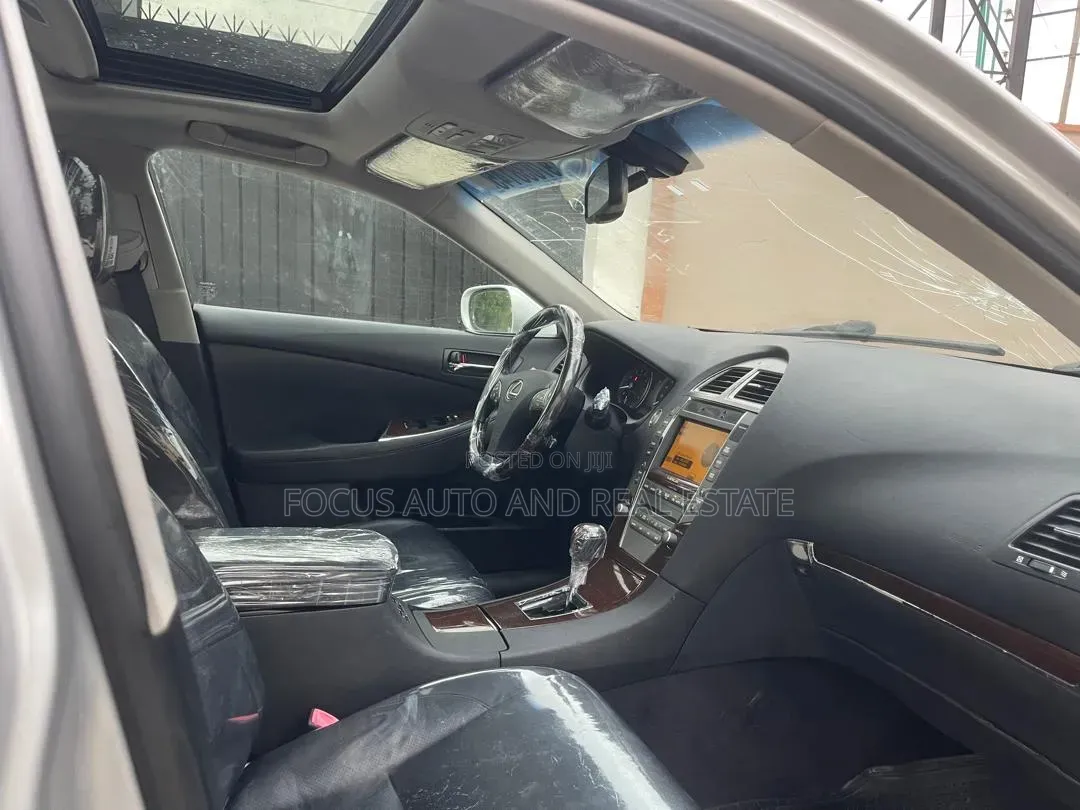Lexus ES 350 2011 Silver