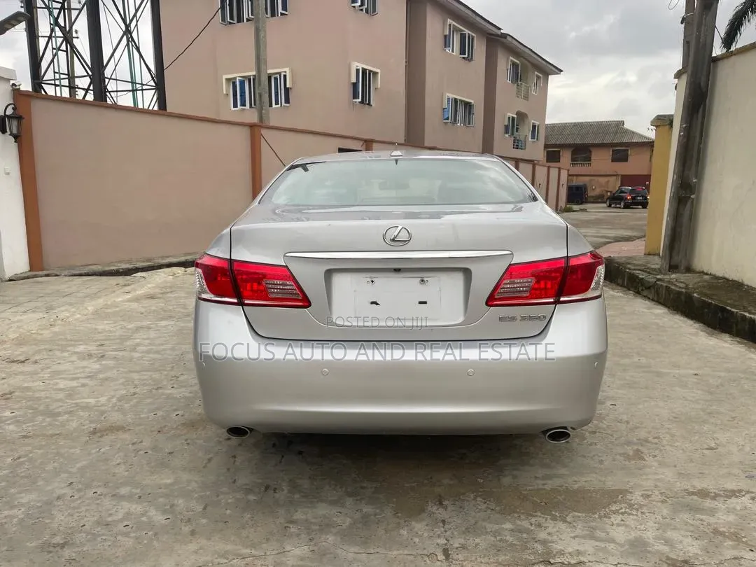 Lexus ES 350 2011 Silver