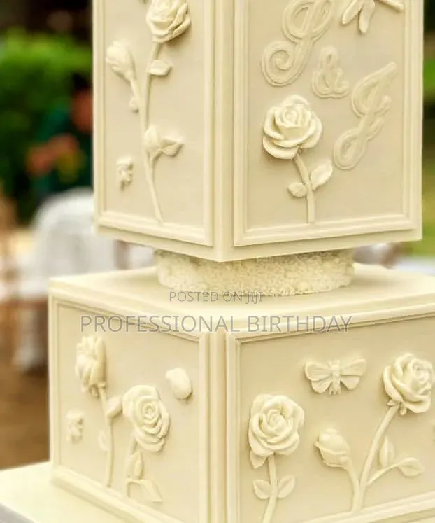 White Wedding Cakes