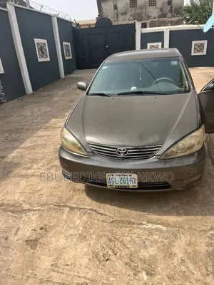 Toyota Camry 2006 Brown