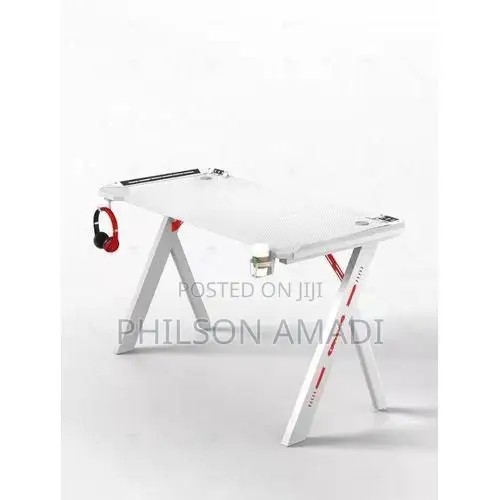 Gaming/Studio Desk 1.2meter
