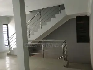 5bdrm Duplex in Shonibare Estate for rent