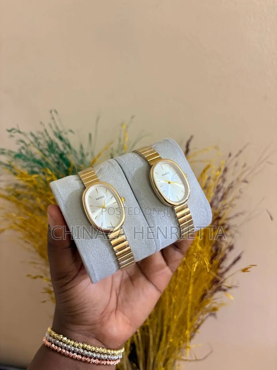 Naidu /Gogoey Wristwatch