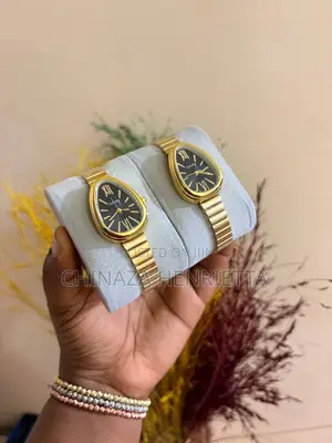 Naidu /Gogoey Wristwatch