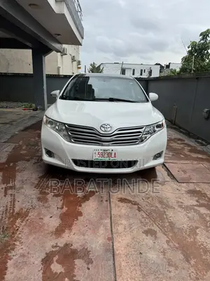 Toyota Venza V6 AWD 2010 White