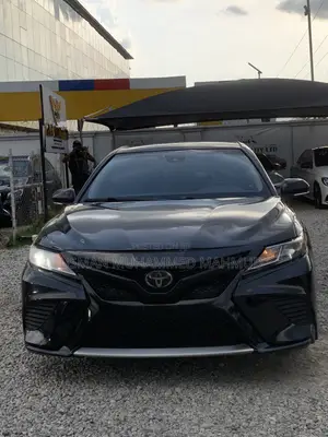 Toyota Camry SE 4dr Sedan (2.5L 4cyl 6A) 2017 Black